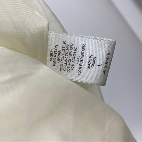 New York and Company Cream Fur Collar Vest Large - Picture 7 of 8